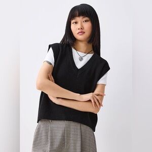 🖤H&M Oversized Black Knit Sweater Vest (NWOT), Size XS